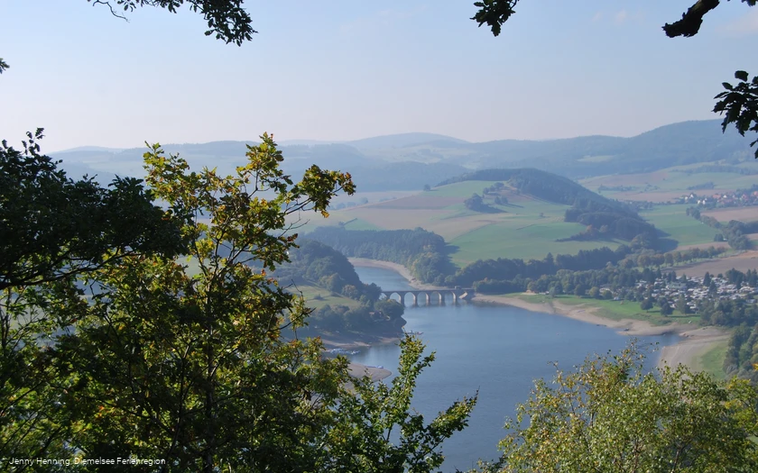 Panoramablick über den Diemelsee