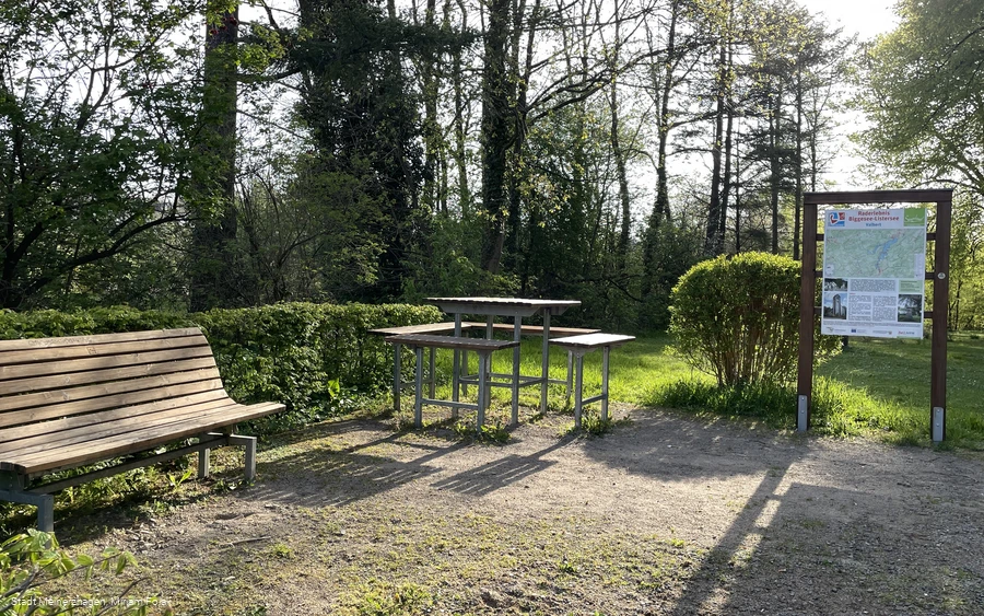 20220505 Fahrradpicknickplatz (c) Miriam Folak.jpg