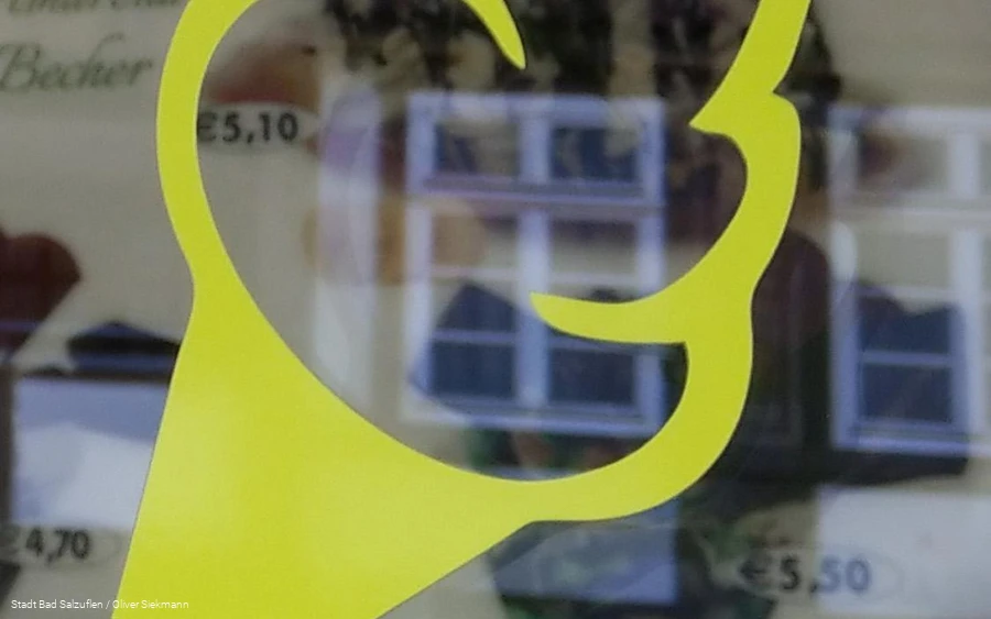 Eiscafé Dolomiti hoch