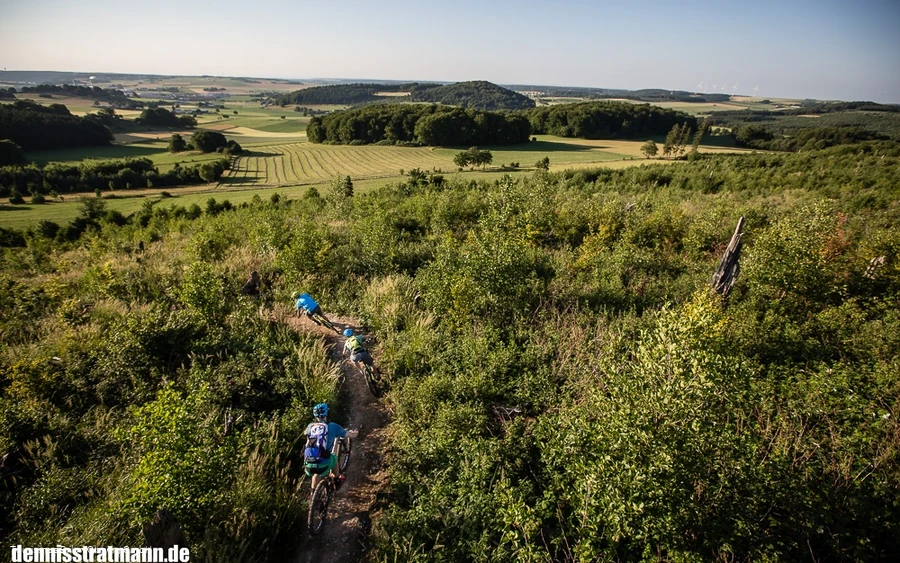 TrailGround Brilon