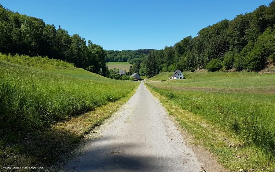 Land der tausend Berge Tour