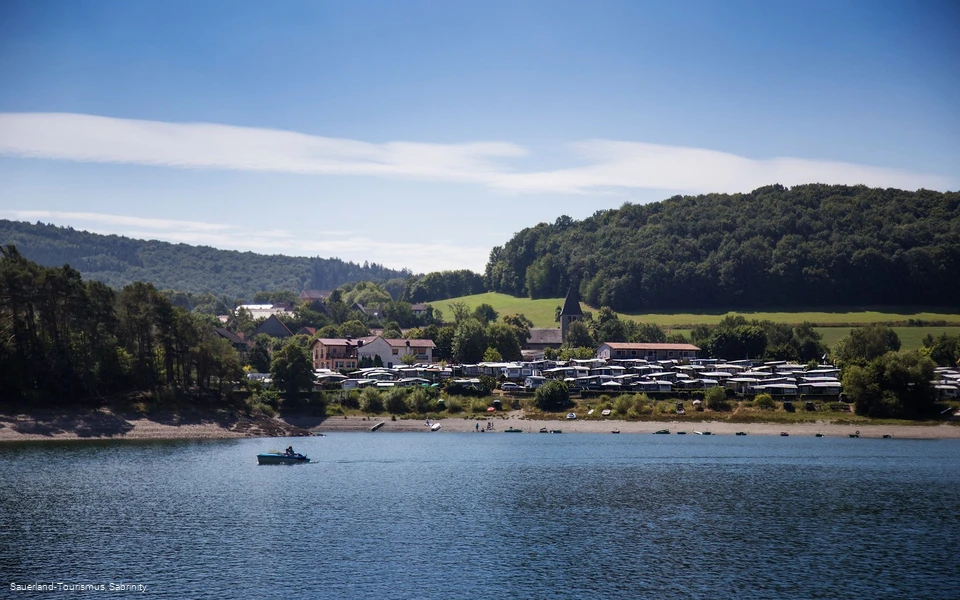 diemelsee c) sabrinity Sauerland-Tourismus.jpg