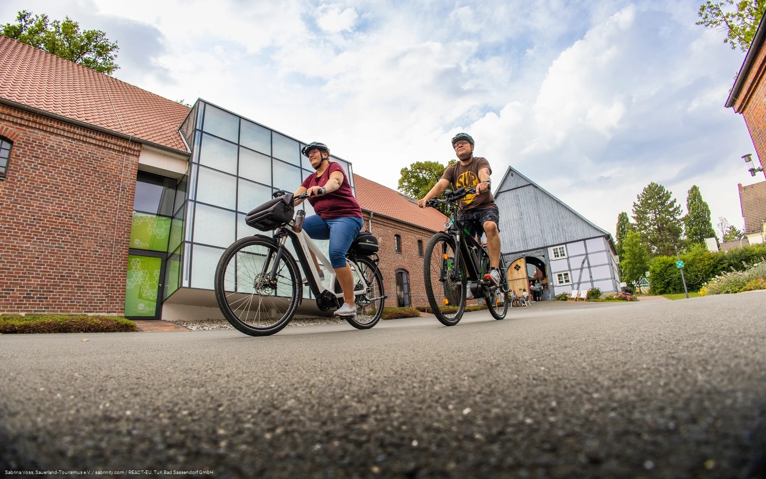 Radfahren rund um Bad Sassendorf - Radfahrer auf dem Hof Haulle