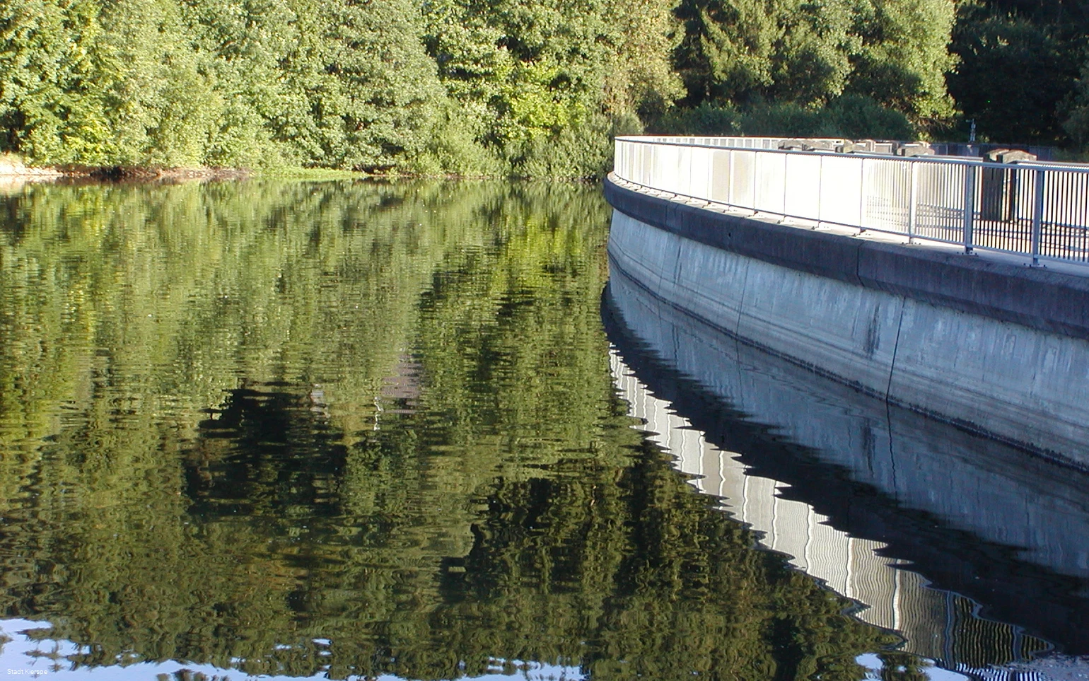 Staumauer Lingese-Talsperre