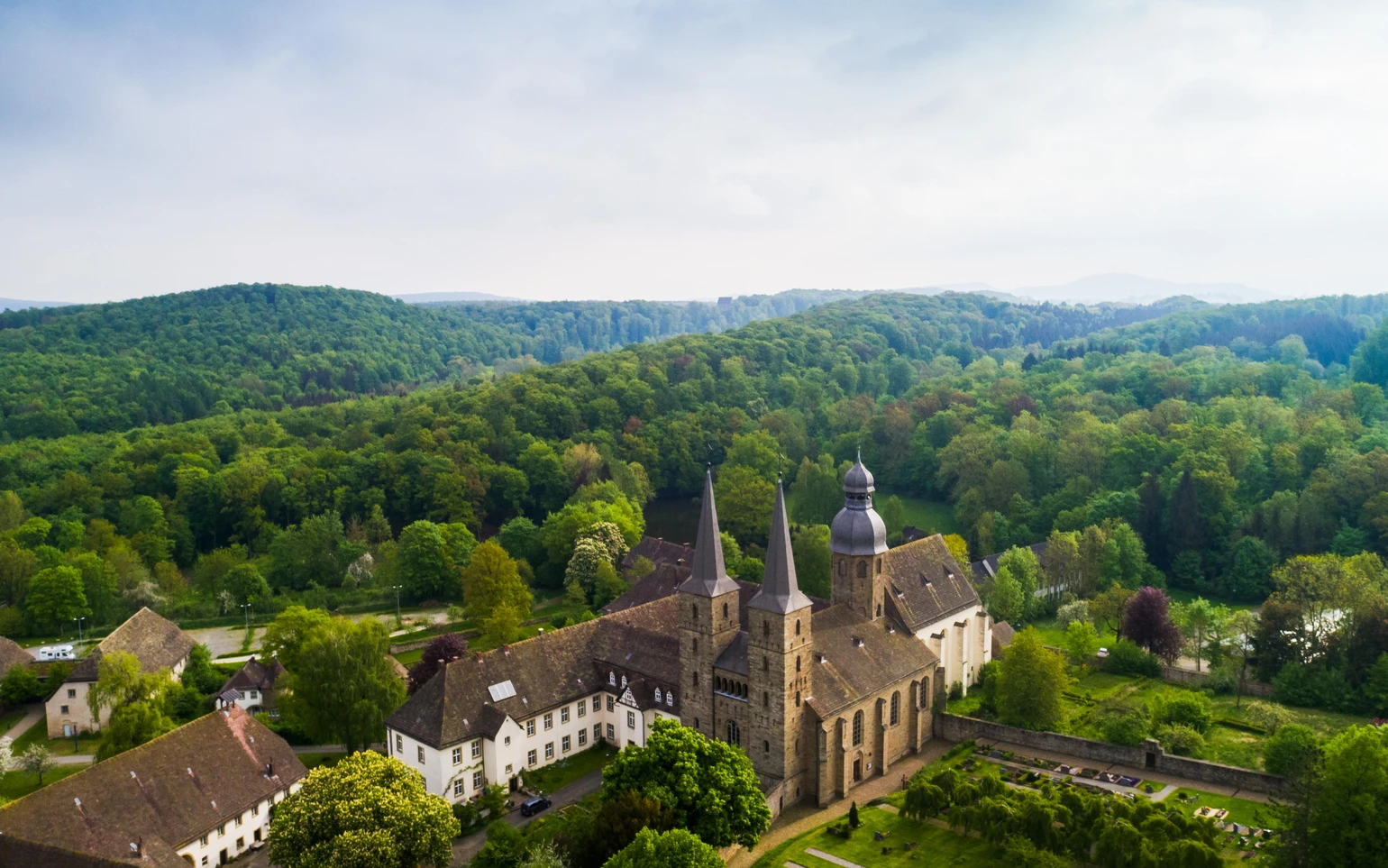 Teutoburger Wald_Marienmünster_Abtei_0019 -® Tourismus NRW e.V. (A1).jpg