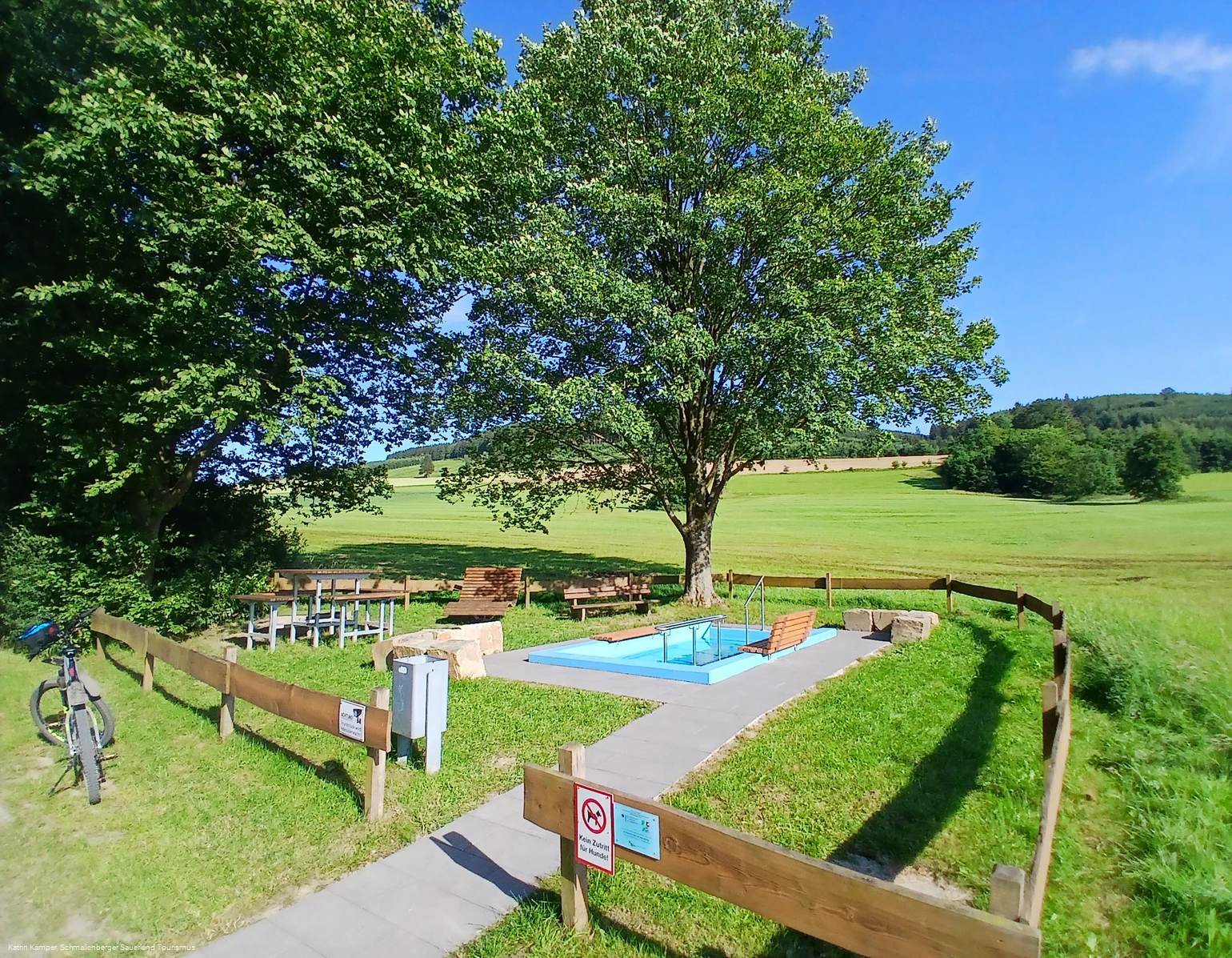 Tretbecken Bremke an der Henneseeschleife