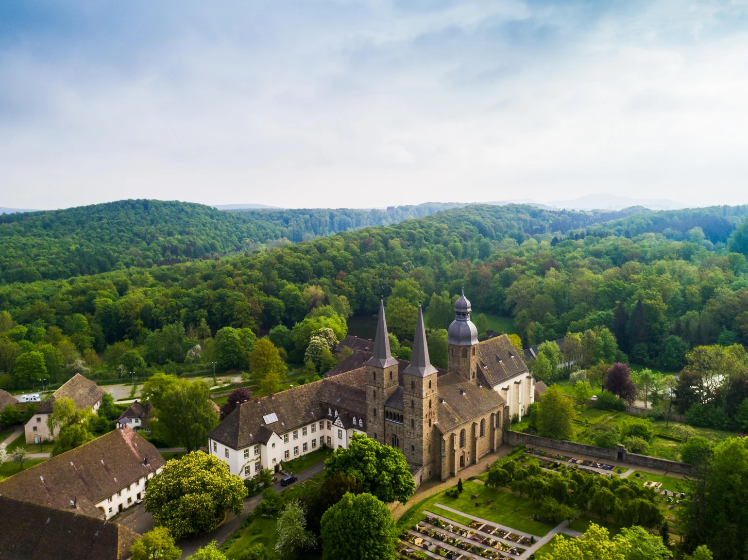 Teutoburger Wald_Marienmünster_Abtei_0019 -® Tourismus NRW e.V. (A1).jpg